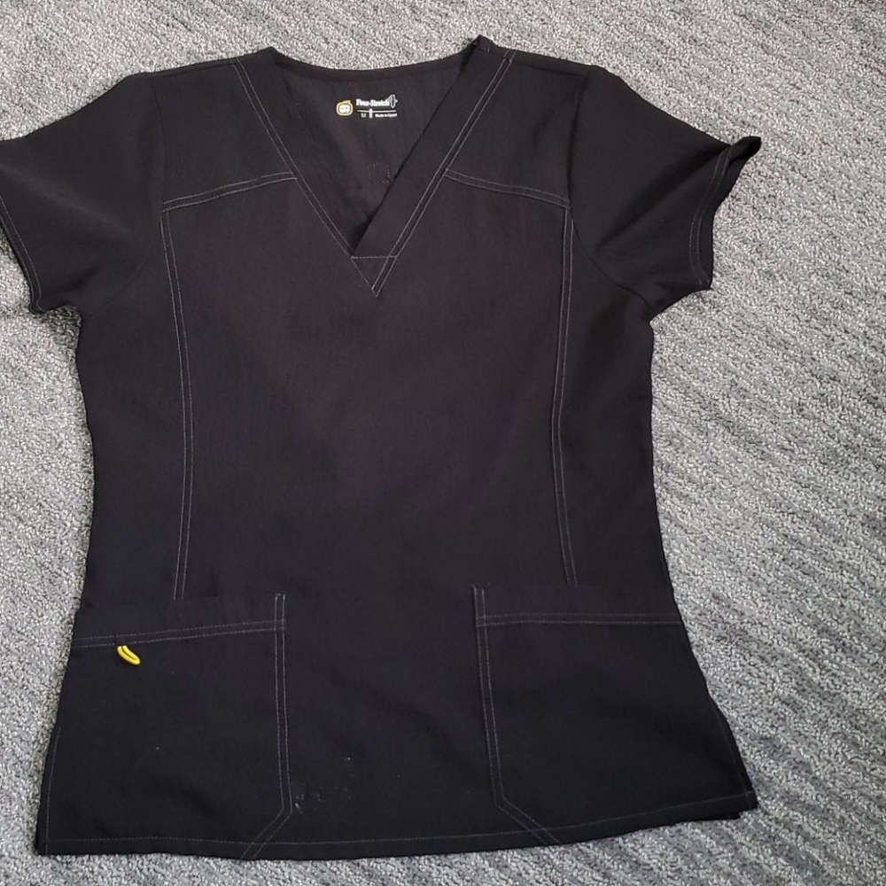 Wonderwink four stretch scrub top